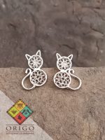 Joyería artesanal colombiana en plata ley 970. Cada pieza es elaborada 100% a mano por orfebres artesanos especializados en filigrana, una técnica ancestral que crea diseños únicos e irrepetibles. Auténtica orfebrería colombiana.