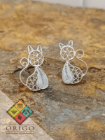 Joyería artesanal colombiana en plata ley 970. Cada pieza es elaborada 100% a mano por orfebres artesanos especializados en filigrana, una técnica ancestral que crea diseños únicos e irrepetibles. Auténtica orfebrería colombiana.