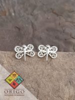 Joyería artesanal colombiana en plata ley 970. Cada pieza es elaborada 100% a mano por orfebres artesanos especializados en filigrana, una técnica ancestral que crea diseños únicos e irrepetibles. Auténtica orfebrería colombiana.