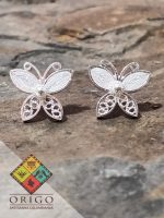 Joyería artesanal colombiana en plata ley 970. Cada pieza es elaborada 100% a mano por orfebres artesanos especializados en filigrana, una técnica ancestral que crea diseños únicos e irrepetibles. Auténtica orfebrería colombiana.