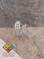 Joyería artesanal colombiana en plata ley 970. Cada pieza es elaborada 100% a mano por orfebres artesanos especializados en filigrana, una técnica ancestral que crea diseños únicos e irrepetibles. Auténtica orfebrería colombiana.