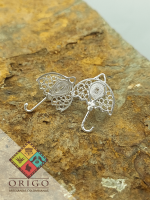 Joyería artesanal colombiana en plata ley 970. Cada pieza es elaborada 100% a mano por orfebres artesanos especializados en filigrana, una técnica ancestral que crea diseños únicos e irrepetibles. Auténtica orfebrería colombiana.