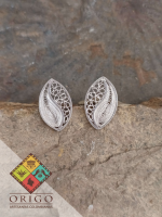 Joyería artesanal colombiana en plata ley 970. Cada pieza es elaborada 100% a mano por orfebres artesanos especializados en filigrana, una técnica ancestral que crea diseños únicos e irrepetibles. Auténtica orfebrería colombiana.